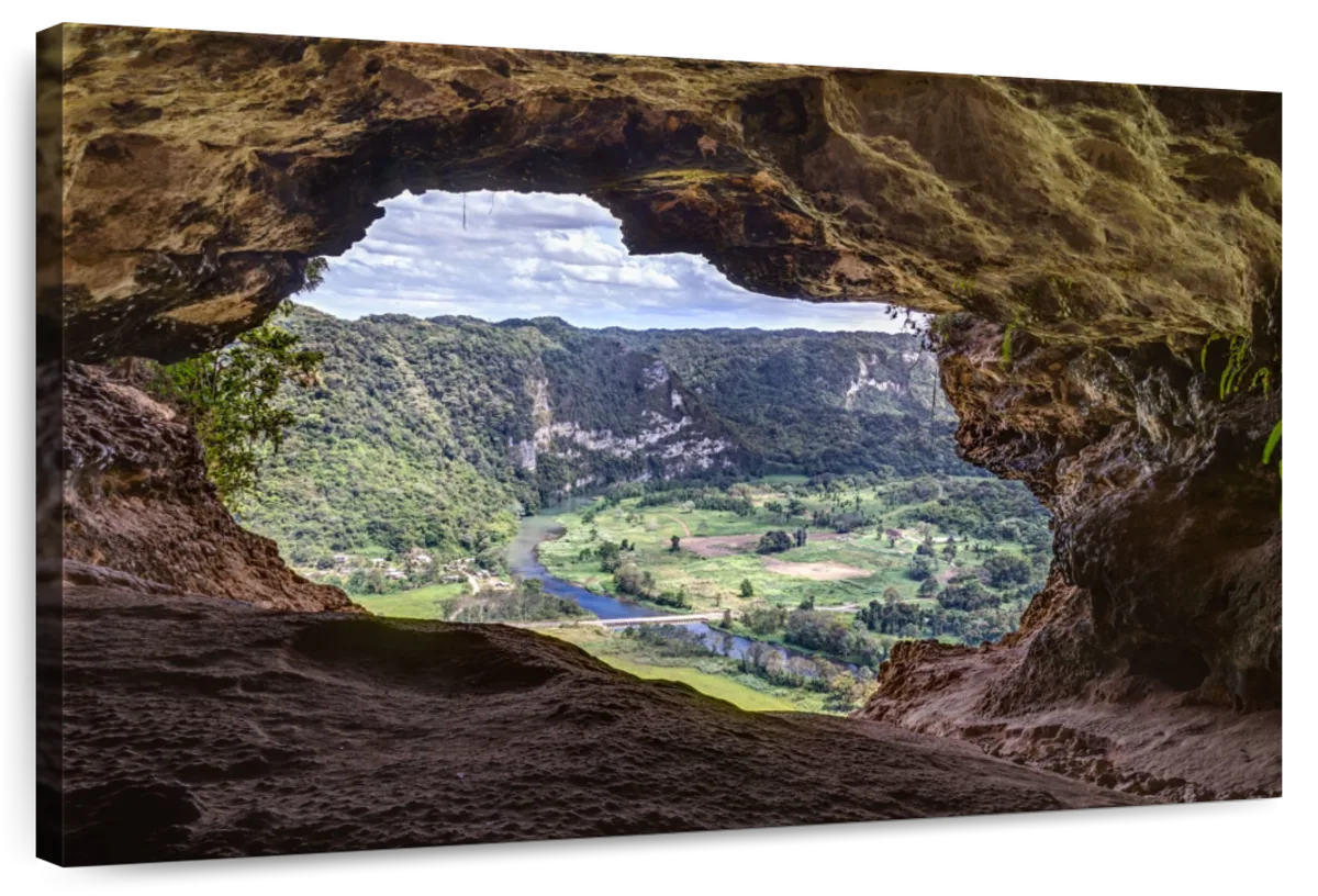 Cueva Ventana Mountain Scene