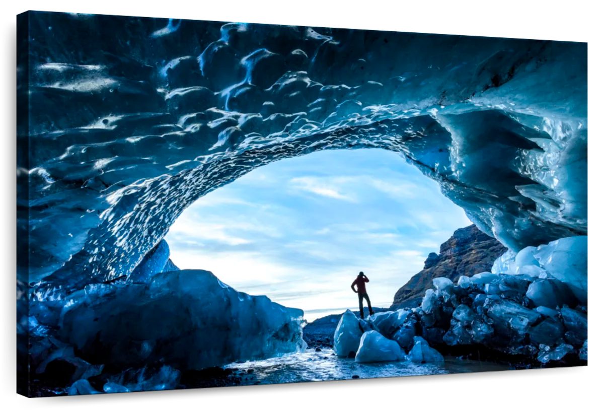 Svinafellsjokull Ice Cave