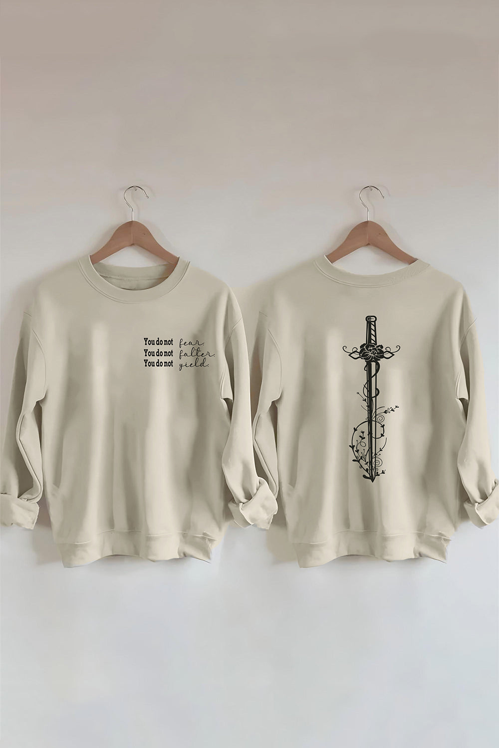 New You Do Not Yield Bookish Throne Of Glass Sweatshirt For Women