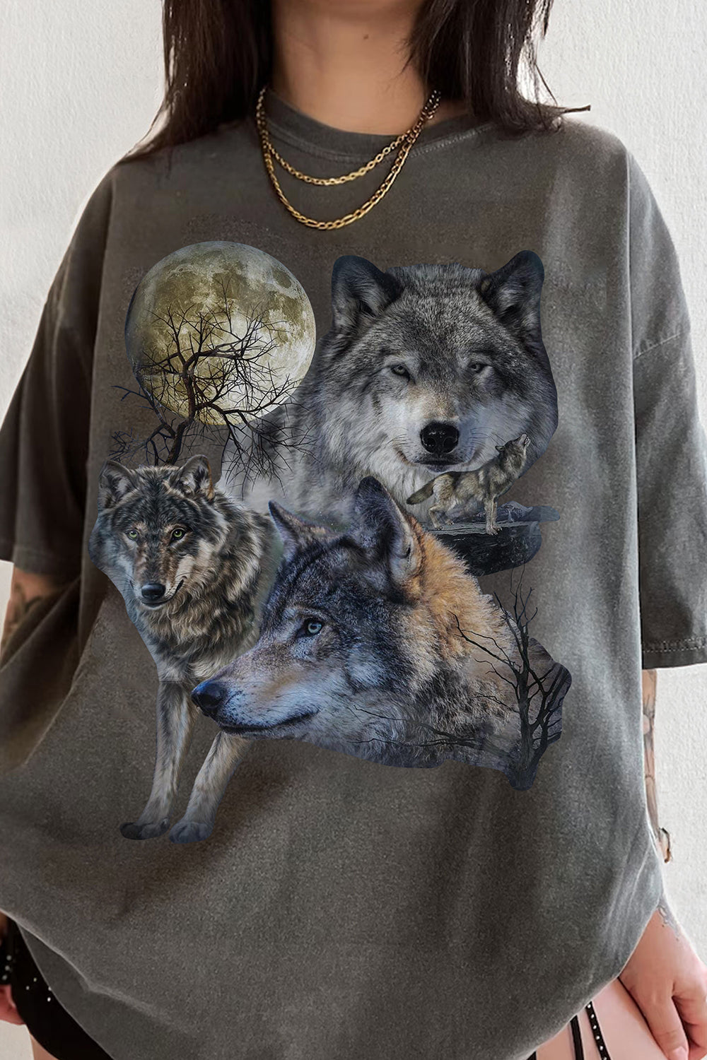 Vintage Wolf Moon Graphic Tee For Women