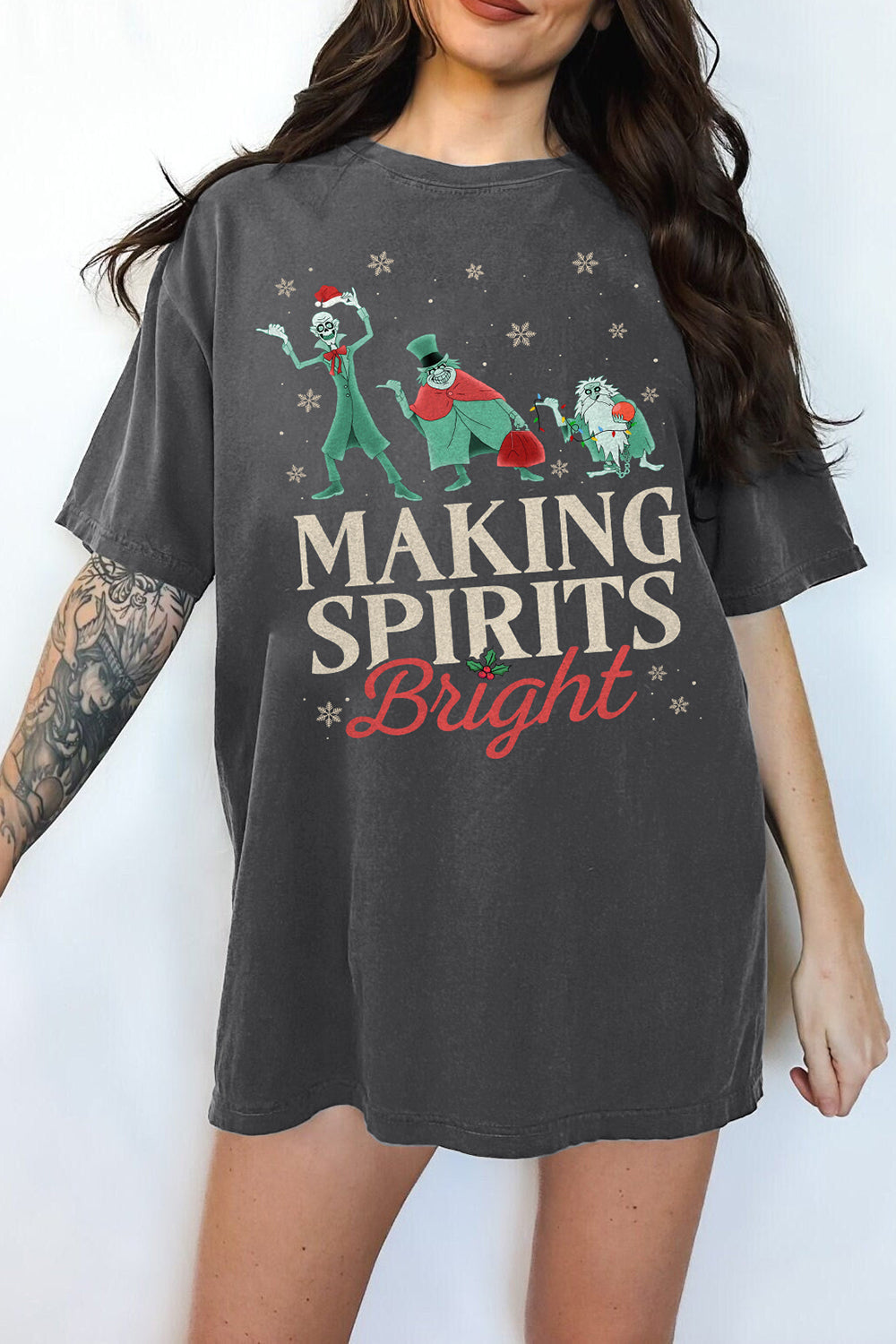 New Making Spirits Bright Hitchhiking Ghosts Santa Hat Merry Tee For Women