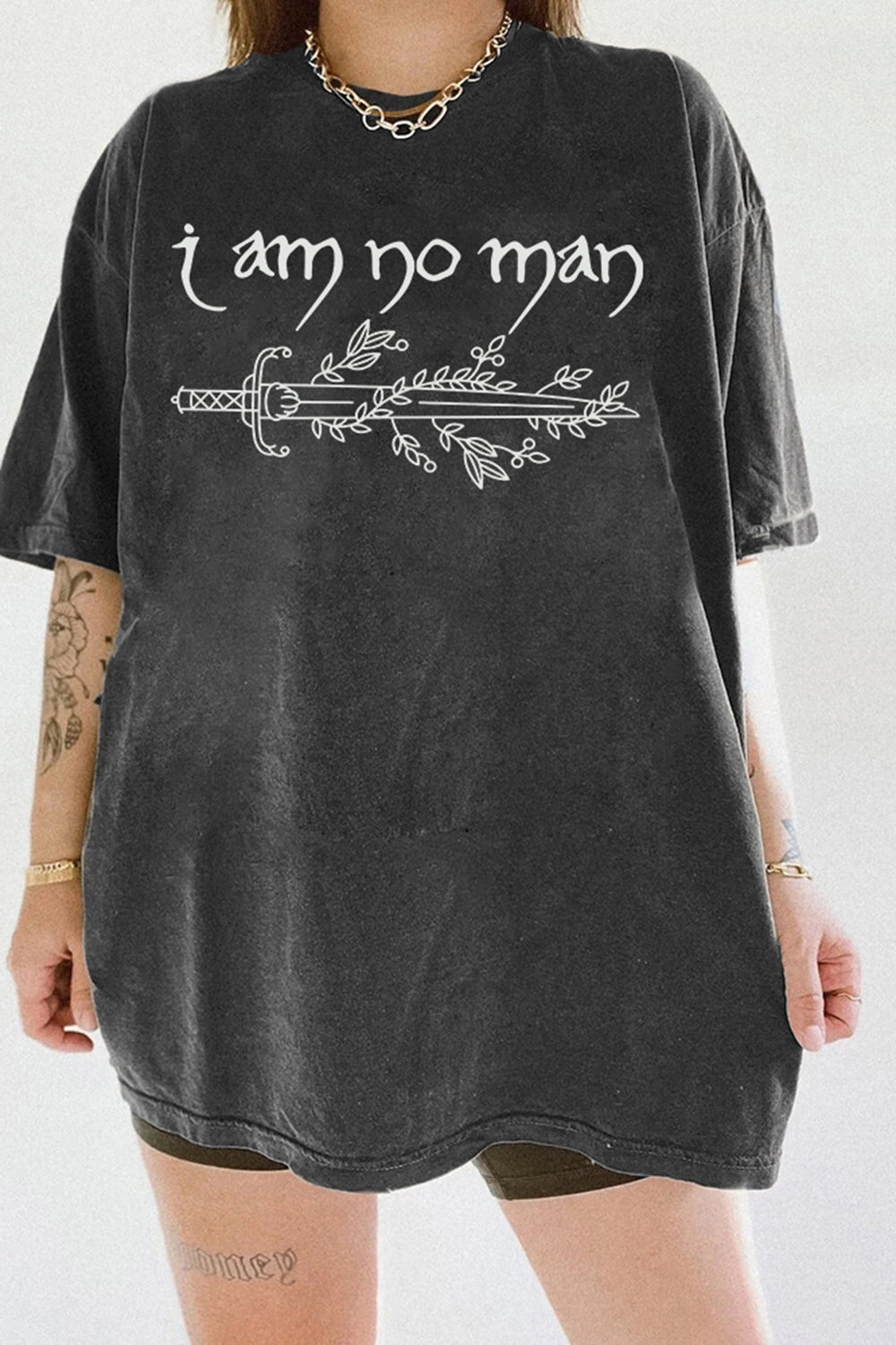 I Am No Man Reading Fandom Tee For Women