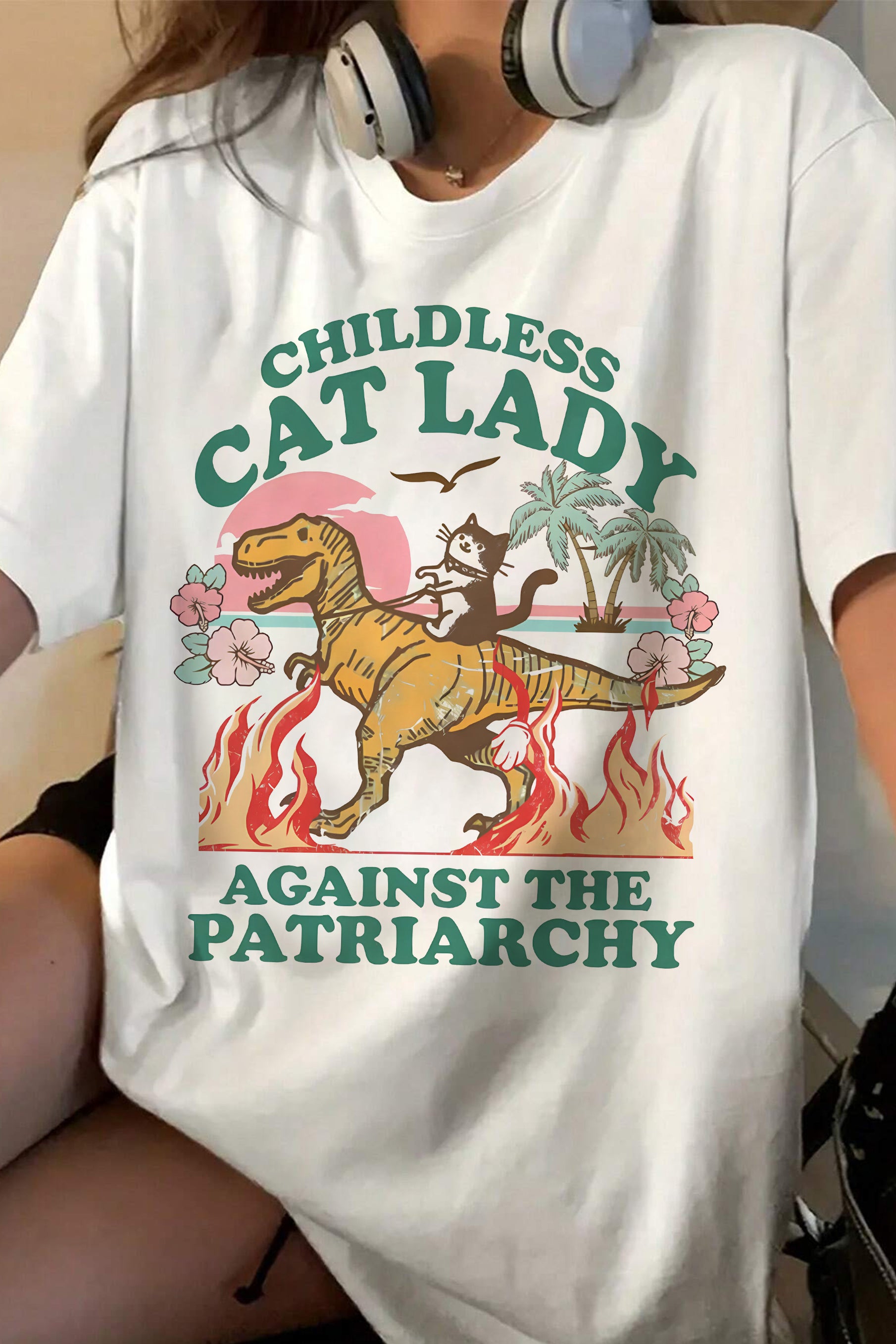 New Childless Cat Lady Cute Cat Tee For Women