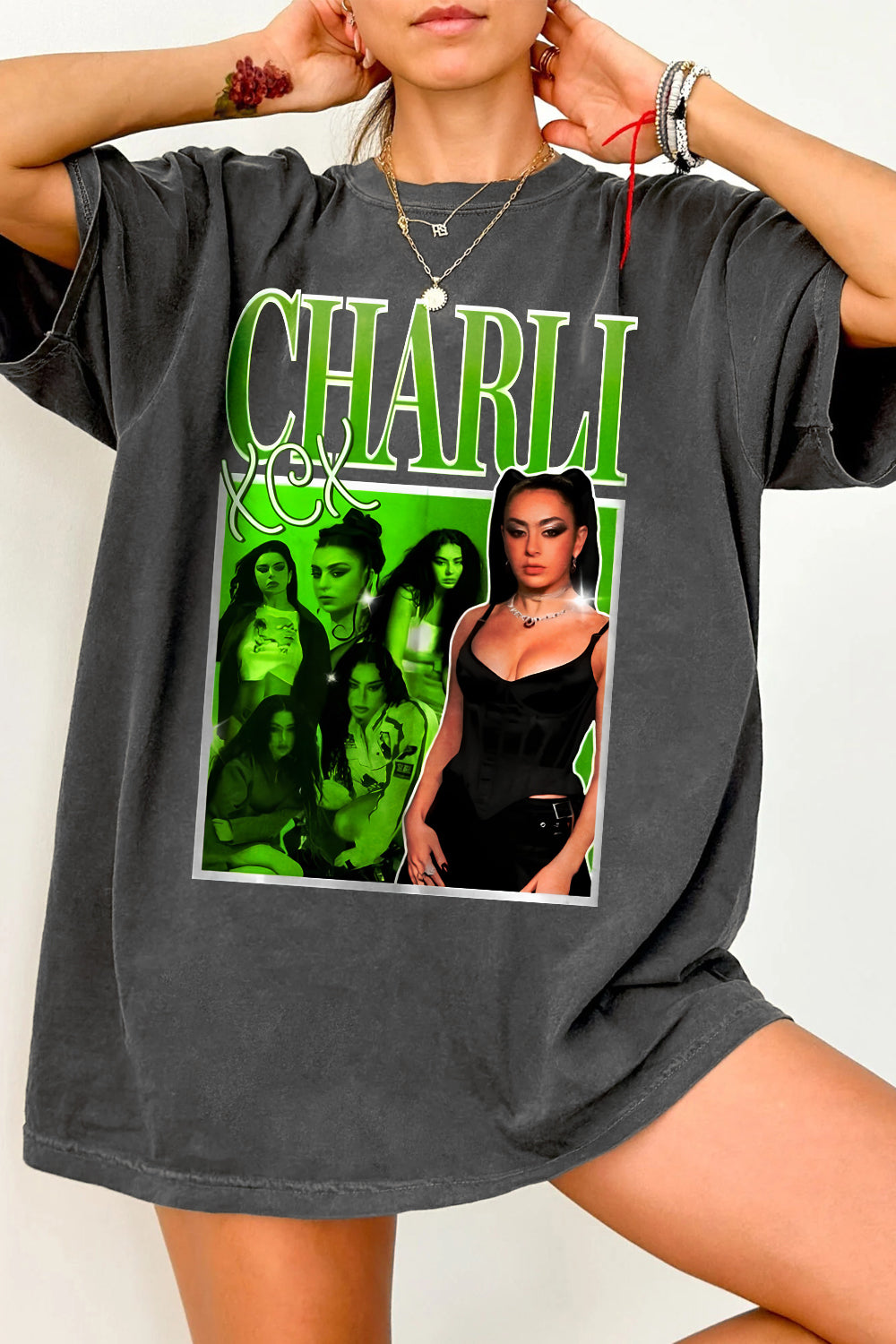 New Charlie XCX BRAT Apple Guess Tee For Women