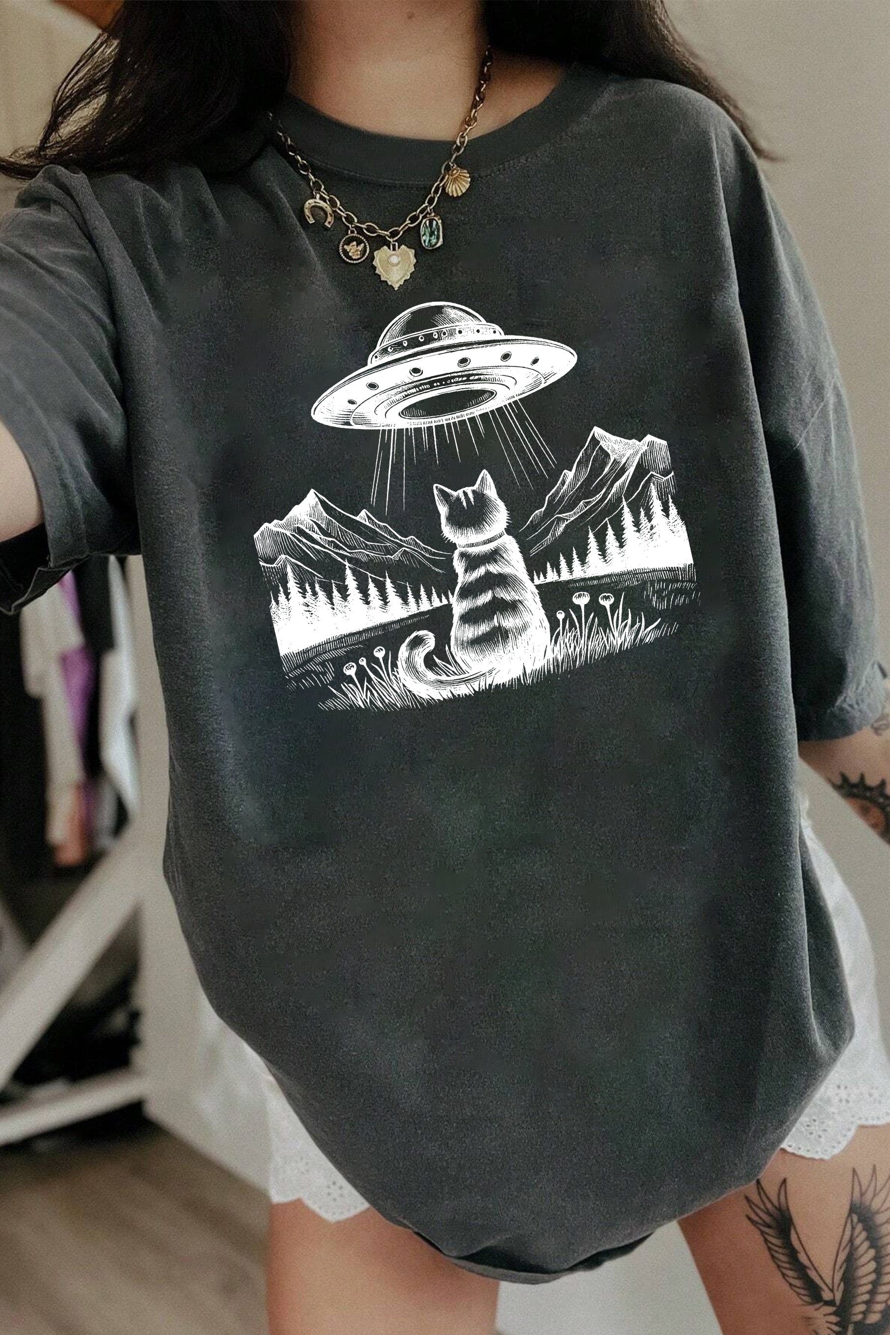 New Cat Ufo Funny Graphic Tee For Women