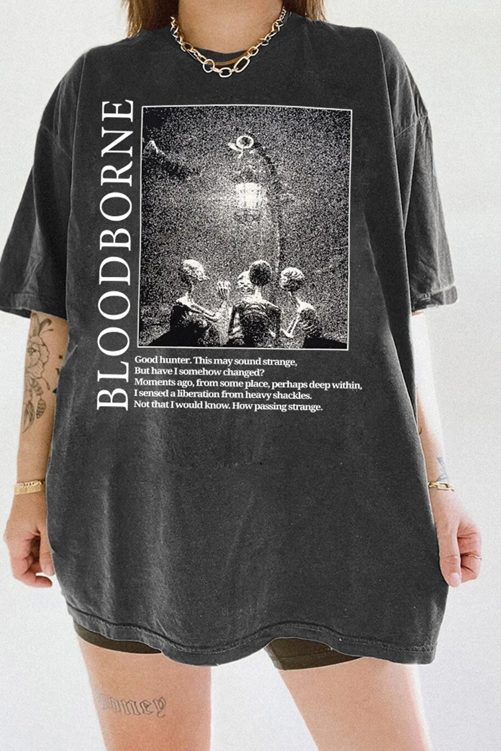 New Bloodborne Hunter and Lamp Messengers Graphic Tee For Women