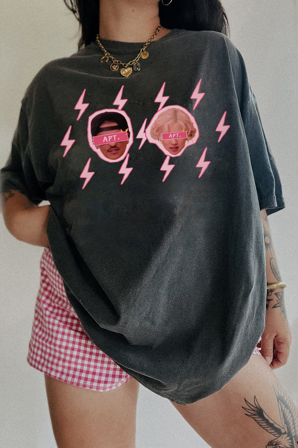 T-Shirt Rose Bruno Merch, Shirt Rose Bruno Mars Apt For Women