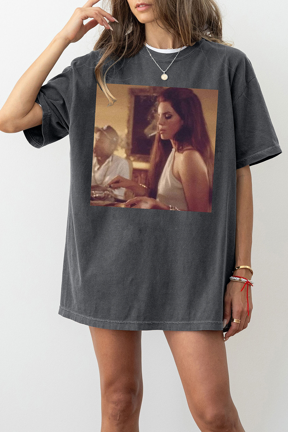 T-Shirt Retro Lana Merch, Shirt Retro Lana Del Rey Smoking Pattern For Women