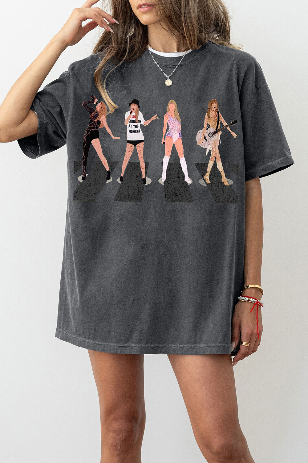 T-Shirt Distressed Taylor Merch, Shirt Distressed Taylor Graphic For Women