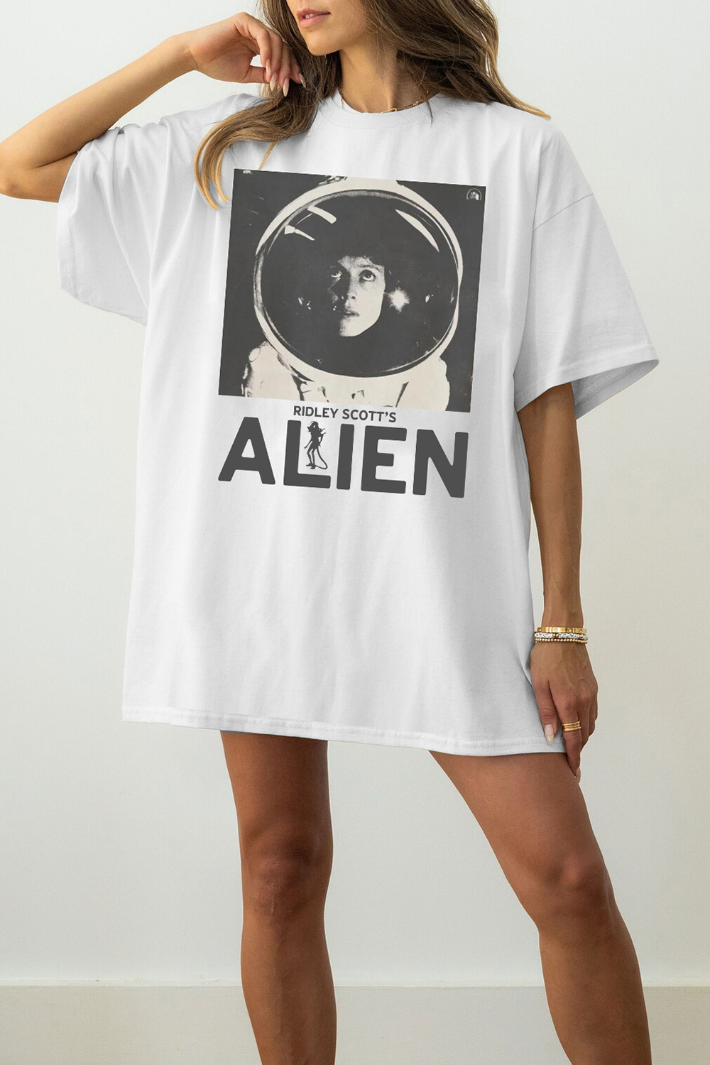 New T-Shirt Vintage Alien Merch, Shirt Vintage Alien Movie 1979 For Women
