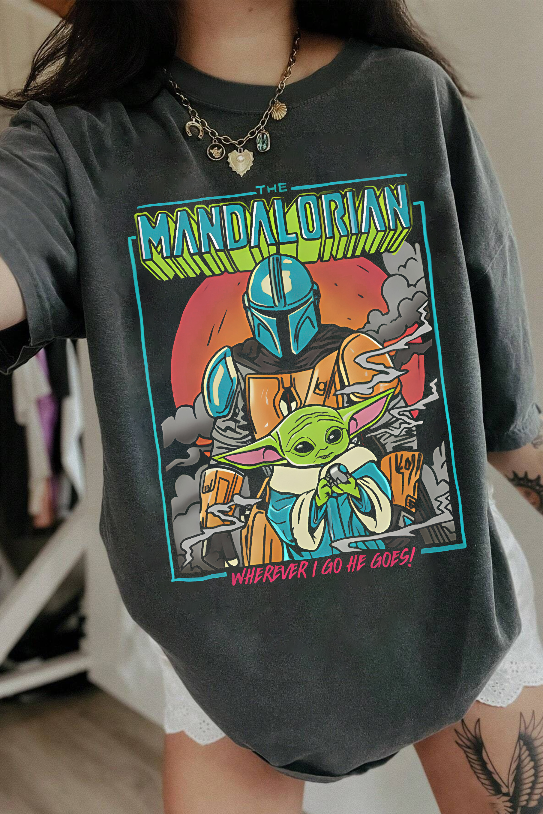 New T-Shirt Retro Mandalorian Merch, Shirt Retro Mandalorian Boba Fett And Baby Yoda For Women