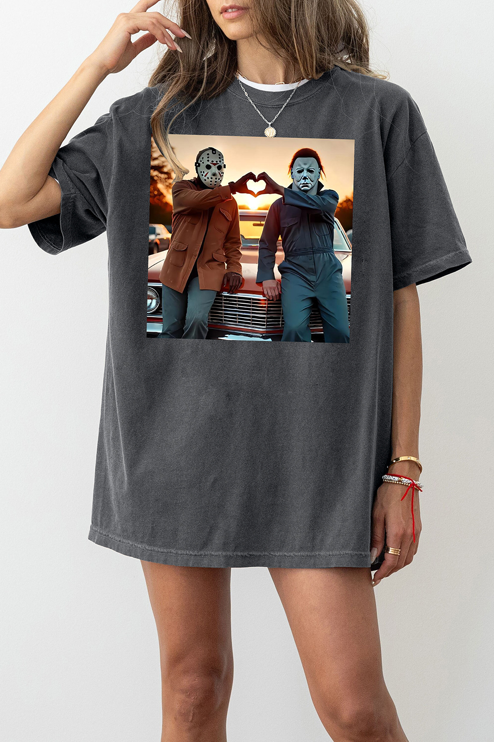 T-Shirt Horror Movie Merch, Shirt Horror Movie Michael And Jason Heart Hands For Women