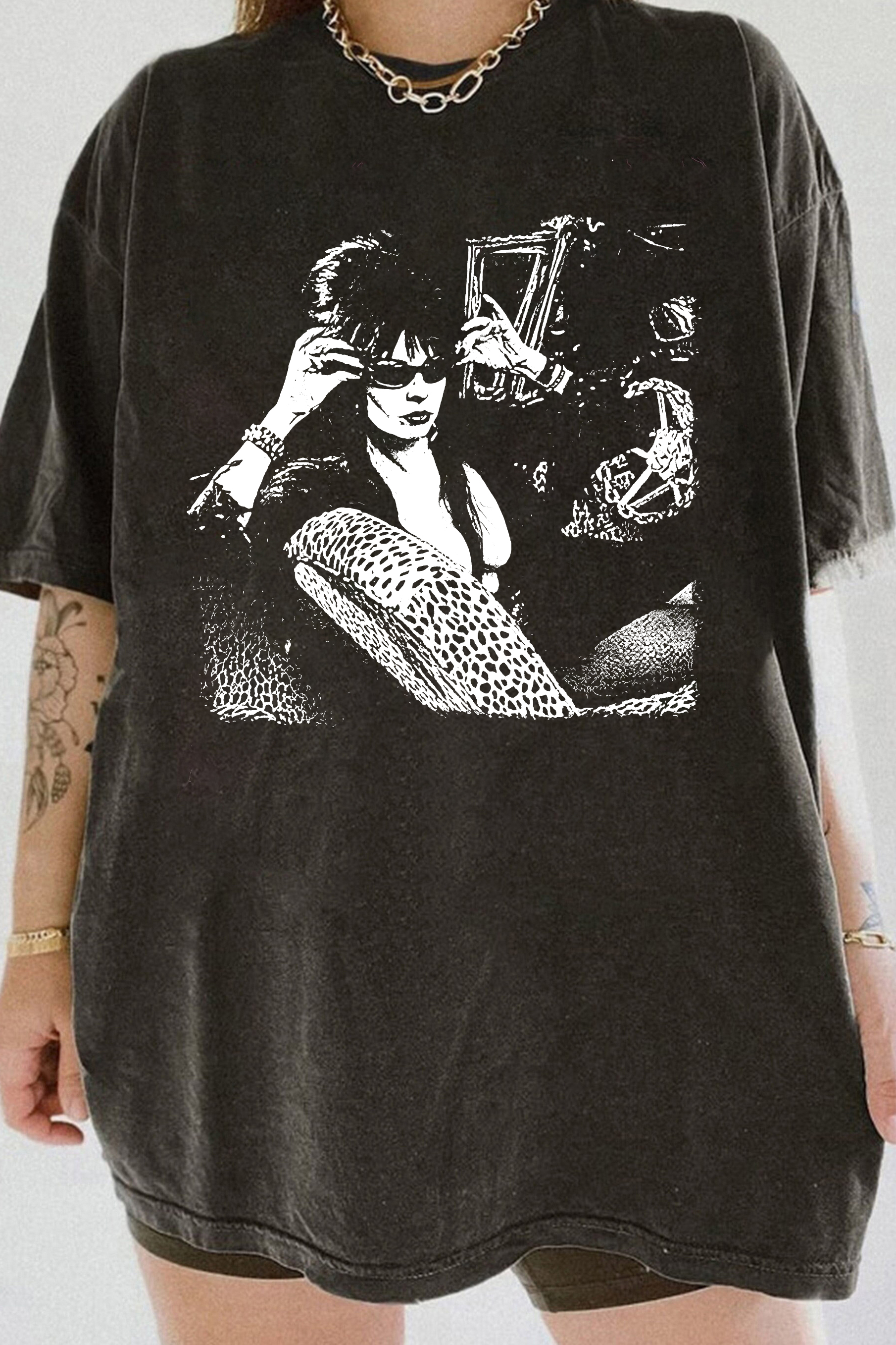New T-Shirt Dark Mistress Merch, Shirt Dark Mistress Horror 80S For Women