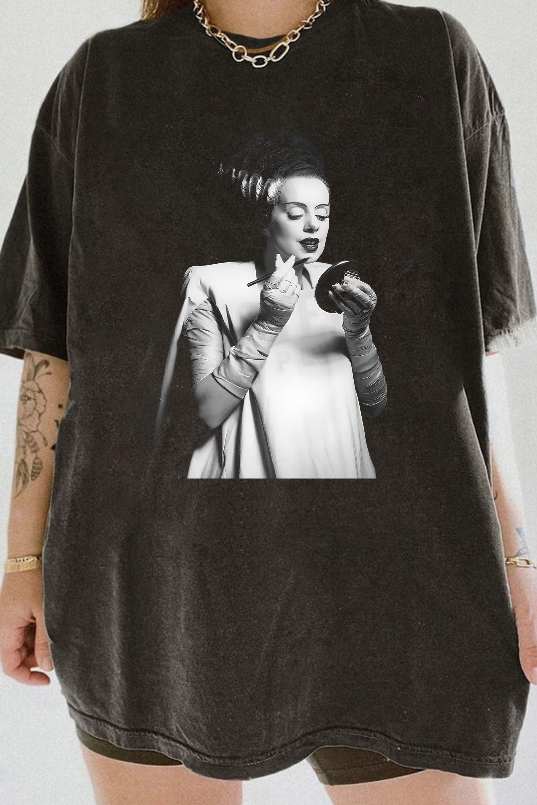 New T-Shirt Bride Of Merch, Shirt Bride Of Frankenstein 1935 Vintage Horror Movie Makeup Lipstick Photo For Women