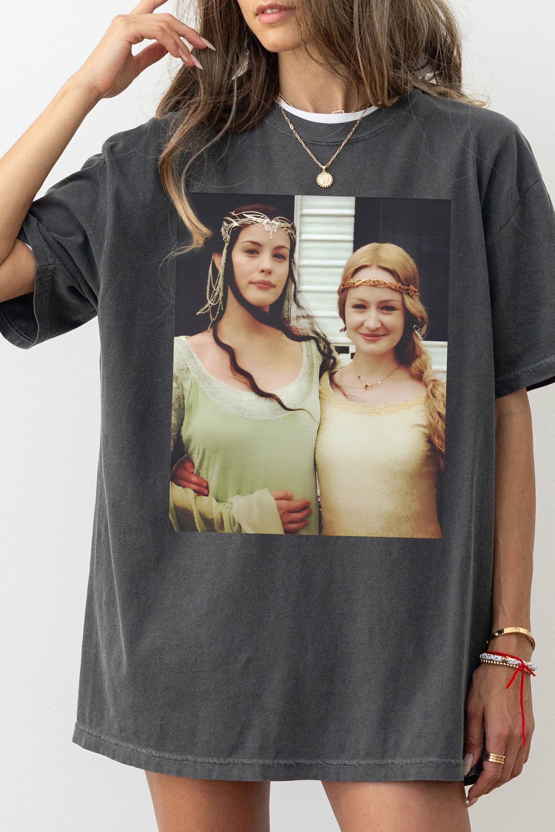 New T-Shirt Arwen And Merch, Shirt Arwen And Eowyn Vintage Backstage Photo Lotr For Women