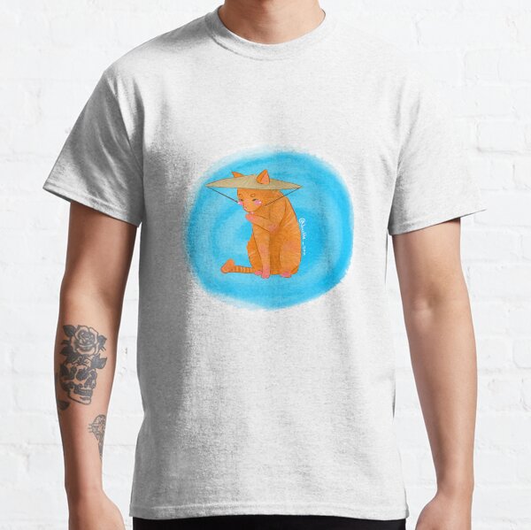 Cute orange cat wearing straw hat Classic T-Shirt