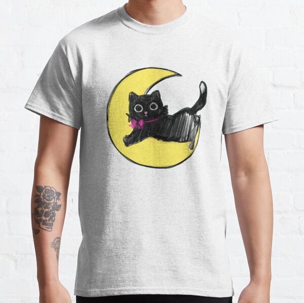 Black cat on Moon Classic T-Shirt