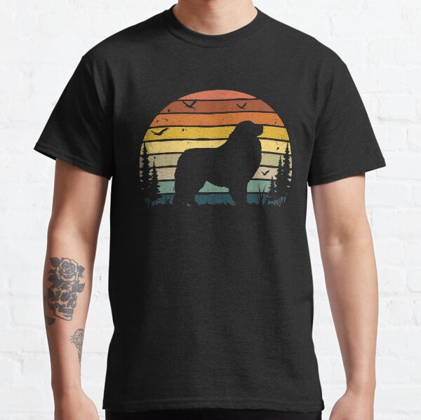 Great Pyrenees Dog Retro Vintage  Classic T-Shirt
