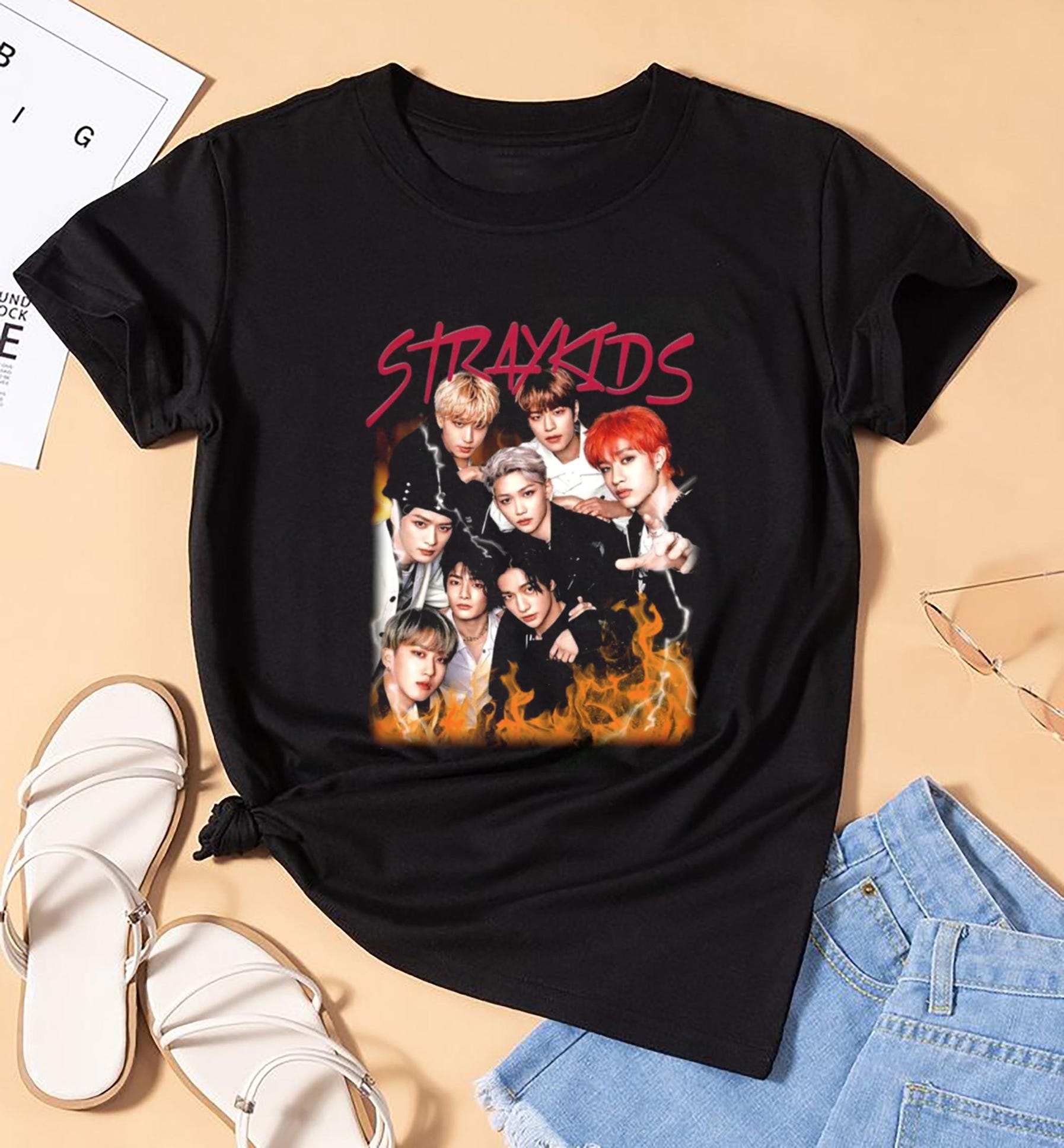 Bootleg Stray Kids Shirt, Stray Kids Tour 2025 Shirt, Stray Kids Kpop Fan Gift, Stray Kids Merch, Skz Graphic Shirt, Skz Kpop Fan Merch