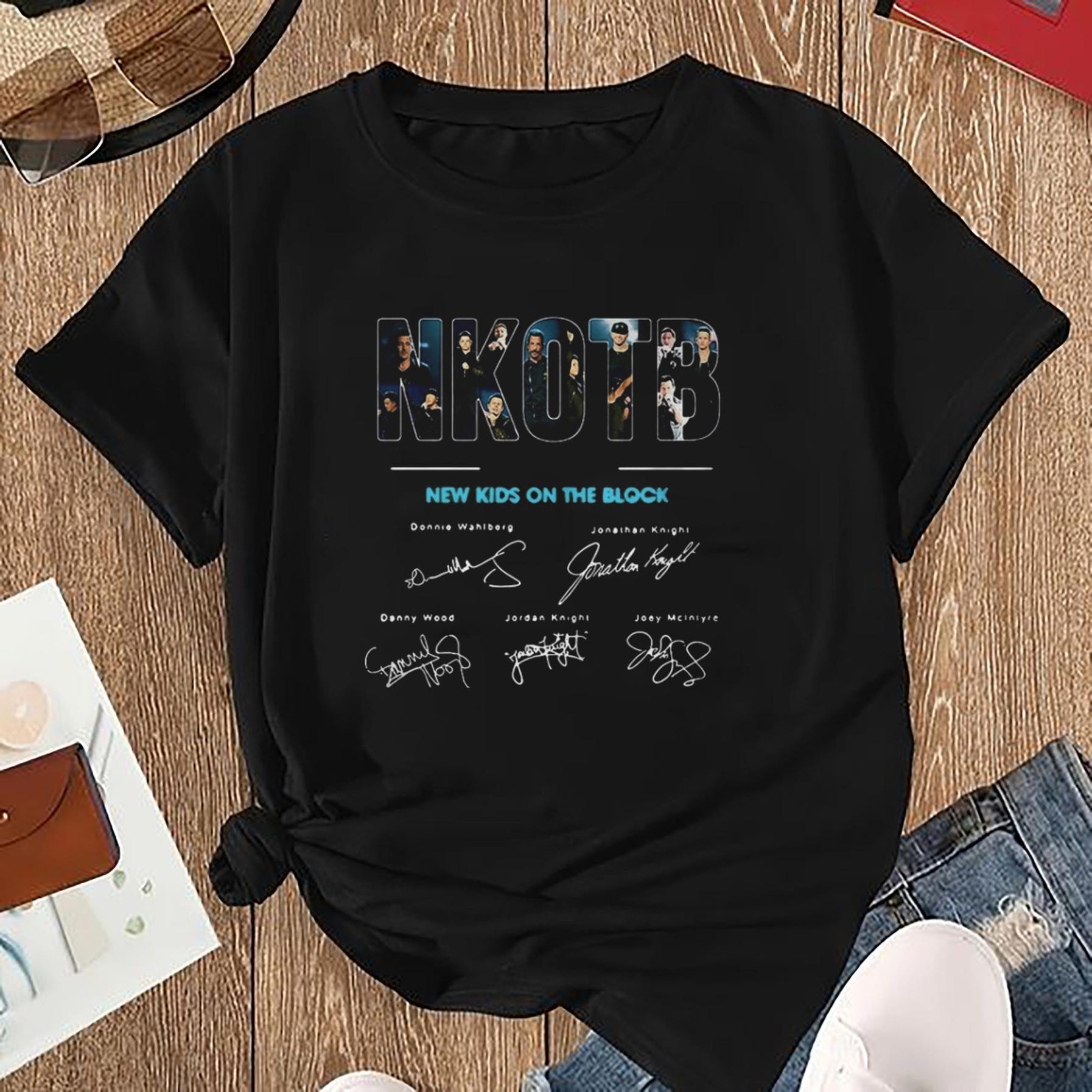 Nkotb Signatures Shirt, Nkotb Band 90S Vintage Shirt, Kids On The Block Tour 2025 Shirt, Nkotb Fan Gift, Kids On The Block Merch