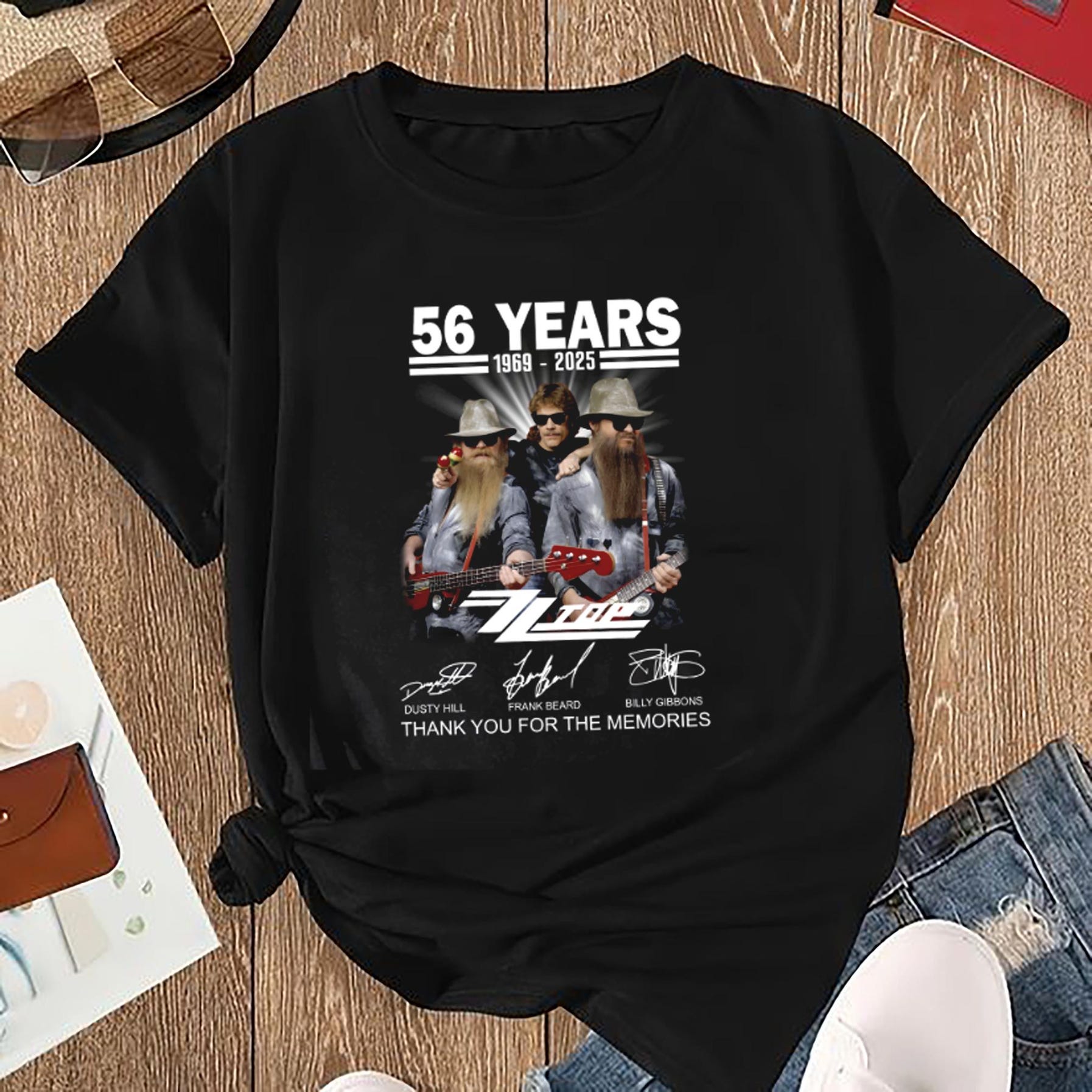 Zz Top 56 Years Signatures Shirt, Zz Top 90S Vintage Shirt, Zz Top Band Tour 2025, Zz Top Fan Gifshirt, Zz Top Merch, Zz Top Rock Band Tee